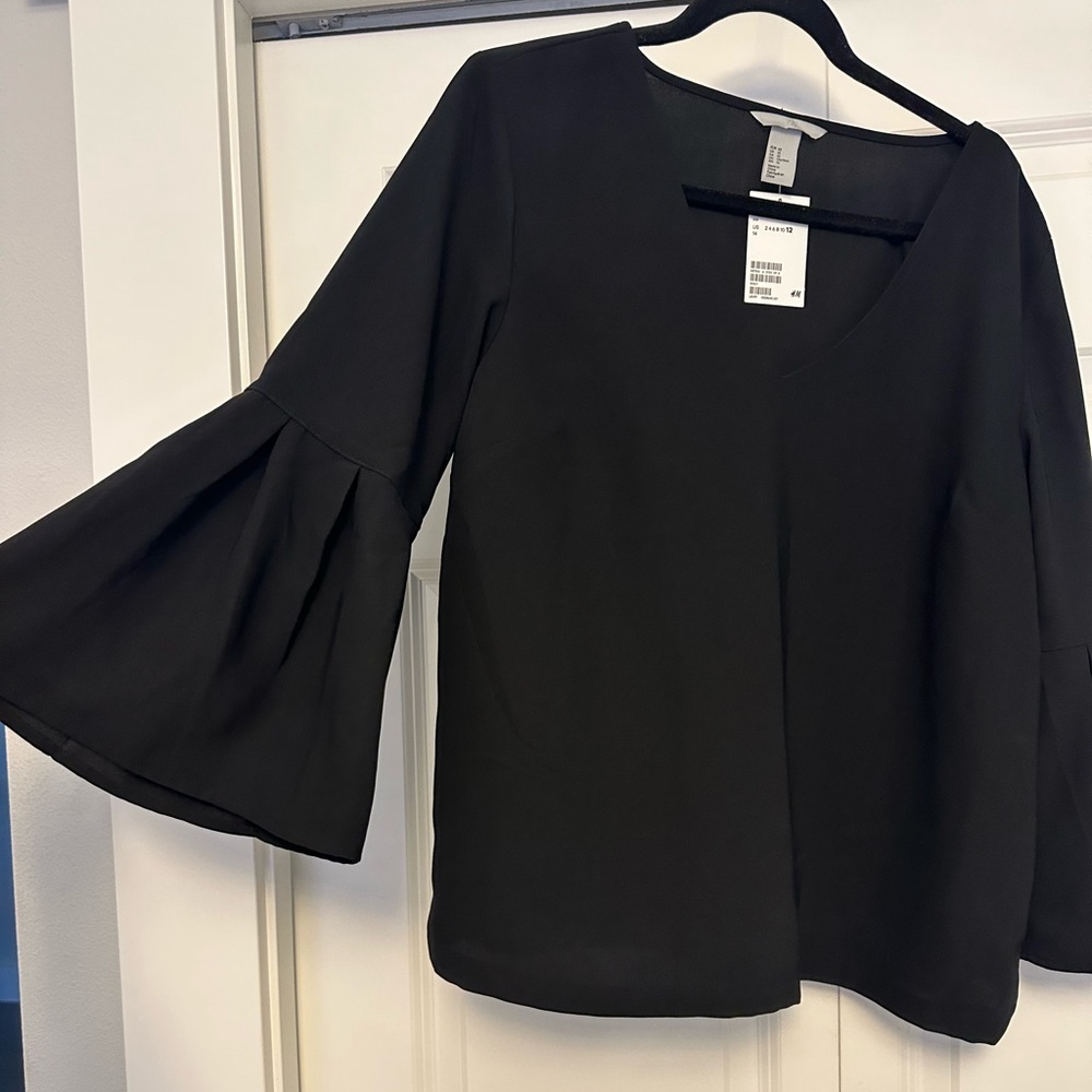 H&M blouse - Picture 2 of 3